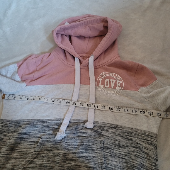 LOVE 🩷 HOODIE Block Colors Sweater - Picture 7 of 9